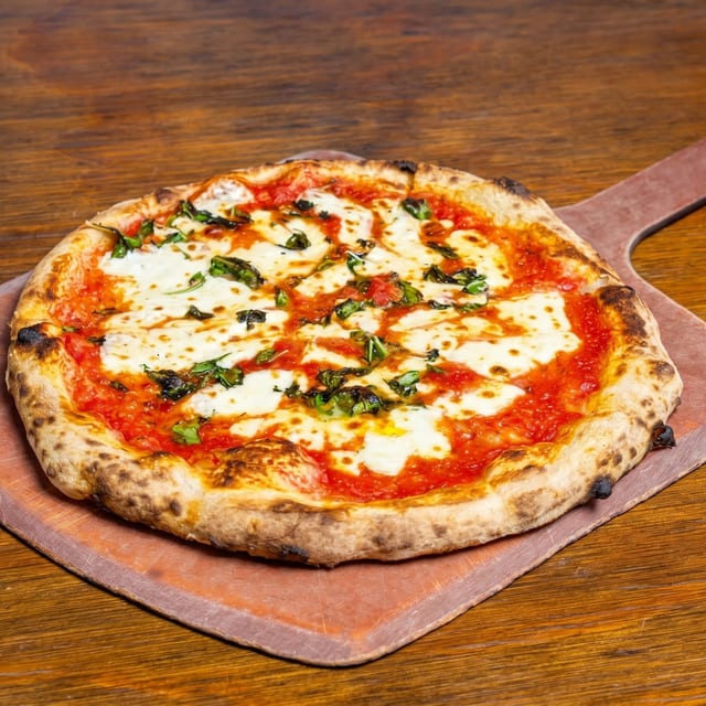 #2 Margherita Pizza.
